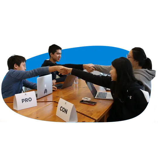 Students making friends at LearningLeaders